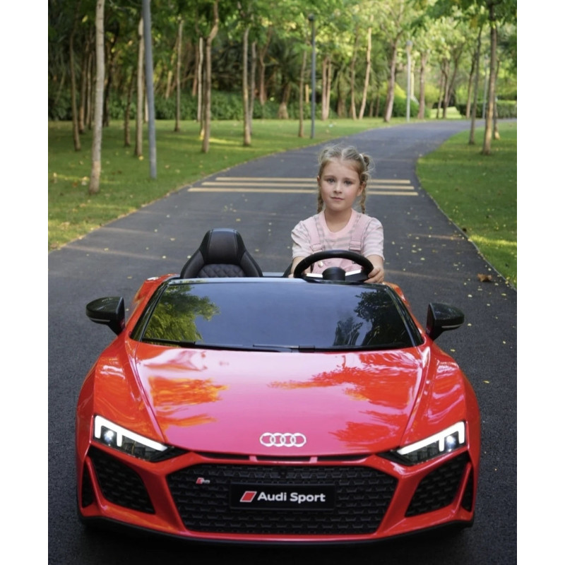 24Volt AUDI R8 Painting Red under License